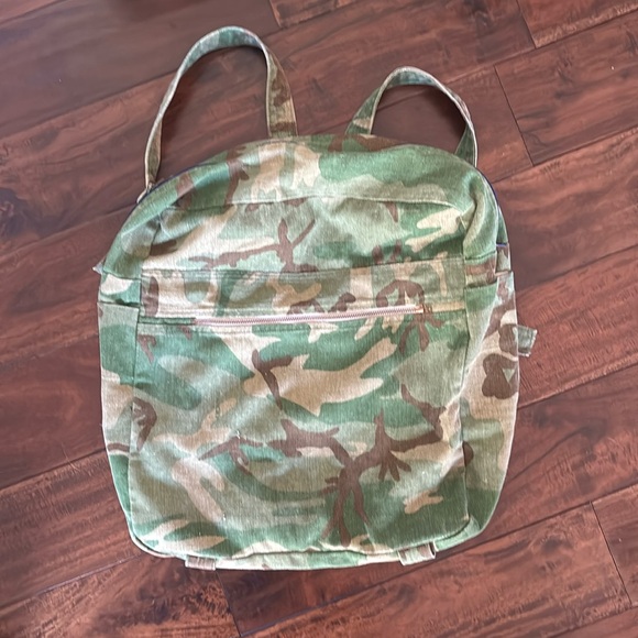 Camouflage canvas backpack - Picture 3 of 7